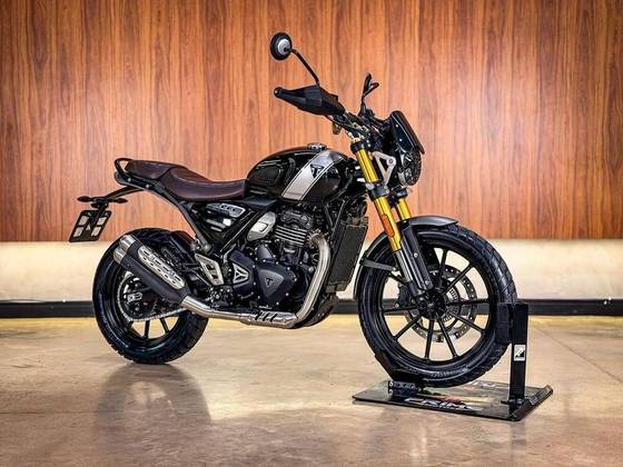TRIUMPH SCRAMBLER 400 X TRIUMPH SCRAMBLER 400 X